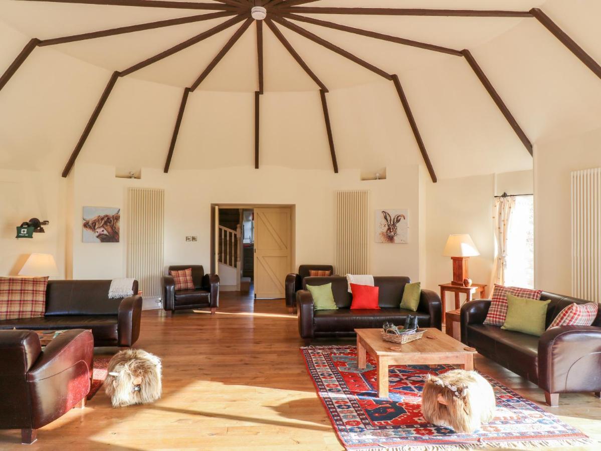 Villa The Roundhouse Auchterarder Esterno foto